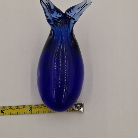 WHALE COBALT BLUE ART GLASS HAND BLOWN PAPERWEIGHT  FIGURE 3 1/4" - Picture 8 of 9
